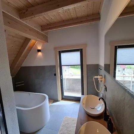 شقة Schwarzwald Wellness